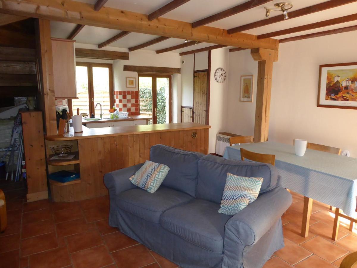 Clara, Clement & Nelle - Character Cottages Jugon-les-Lacs Exteriör bild