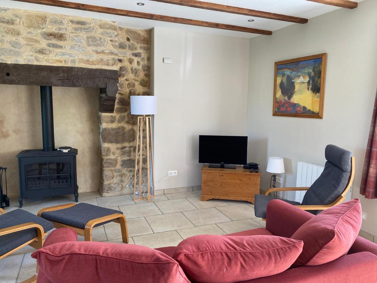 Clara, Clement & Nelle - Character Cottages Jugon-les-Lacs Exteriör bild